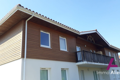 Apartment for sale in PARENTIS-EN-BORN  - 3 rooms - 42 m² 