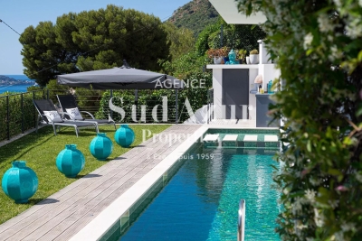 Maison à vendre à EZE  - 6 pièces - 170 m² 