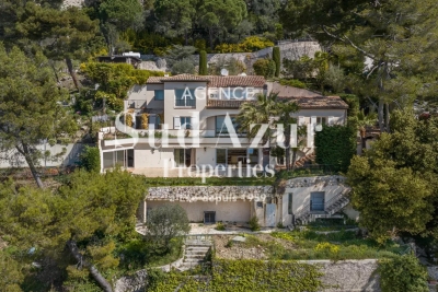 Maison à vendre à EZE  - 6 pièces - 398 m² 