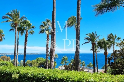 Apartment for sale in CANNES  - 3 rooms - 82 m² 