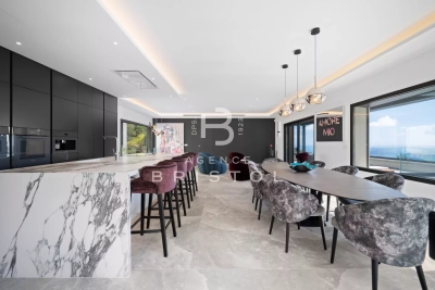 Maison &agrave; vendre &agrave; EZE  - 7 pi&egrave;ces - 285 m&sup2; 
