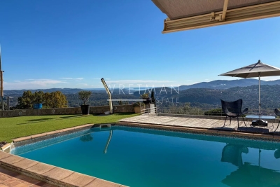 House for sale in CABRIS  - 6 rooms - 300 m² 