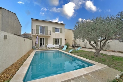 Maison &agrave; vendre &agrave; immobilier RAPHÈLE-LÈS-ARLES  - 4 pi&egrave;ces - 103 m&sup2; 