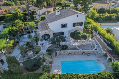 Maison à vendre à MANDELIEU-LA-NAPOULE  - 7 pièces - 326 m² 