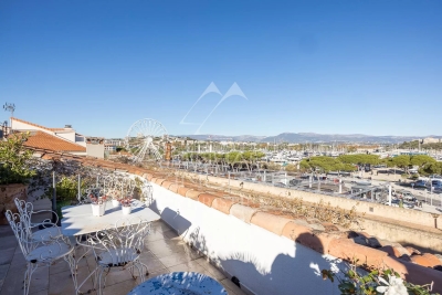 Appartement à vendre à ANTIBES Lagare - 3 pièces - 177 m² 