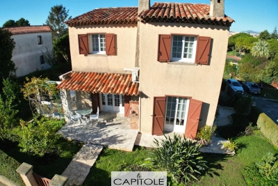 House for sale in ANTIBES  - 5 rooms - 136 m² 