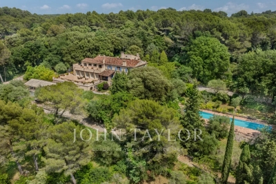 House for sale in MOUGINS   - 1200 m² 