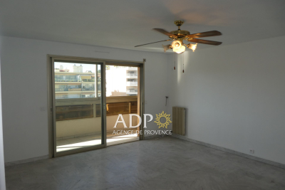 Apartment for sale in LE CANNET  - 1 rooms - 25 m&sup2; 