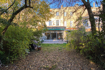 Maison &agrave; vendre &agrave; BORDEAUX Saint-Seurin-Fondaudege - 5 pi&egrave;ces - 216 m&sup2; 