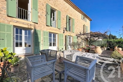 Maison à vendre à MOUGINS  - 6 pièces - 163 m² 
