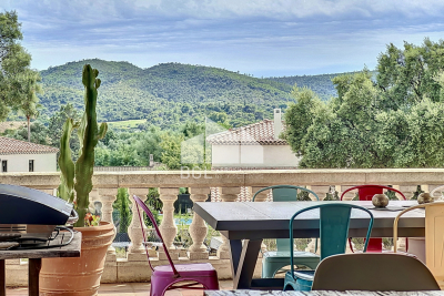 Appartement &agrave; vendre &agrave; BORMES-LES-MIMOSAS  - 5 pi&egrave;ces - 120 m&sup2; 