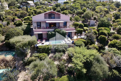 Maison à vendre face mer piscine 