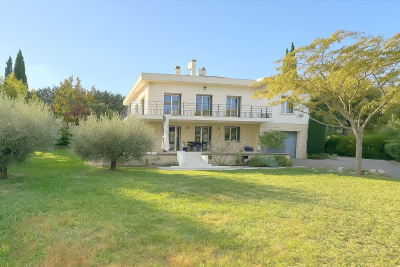Maison à vendre à AIX-EN-PROVENCE  - 7 pièces - 185 m² 