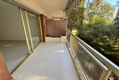 Appartement à vendre à CANNES La Source - 3 pièces - 61 m² 