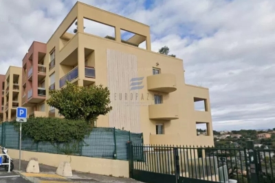 Parking/Garage à vendre à NICE    