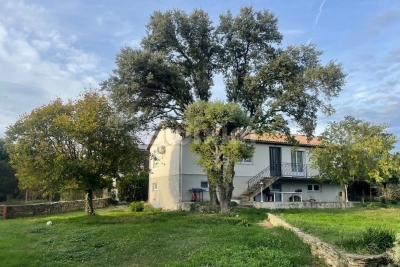 Maison à vendre à TAULIGNAN  - 5 pièces - 100 m² 