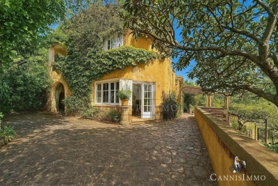 House for sale in LE CANNET  - 4 rooms - 720 m² 