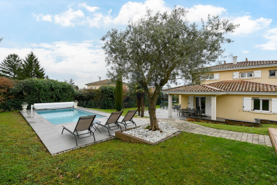 Maison à vendre à LIMONEST  - 4 pièces - 162 m² 