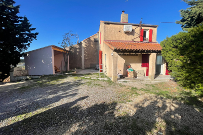 Maison à louer à AIX-EN-PROVENCE Vaufreges-Leon Lachamp - 4 pièces - 63 m² 