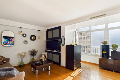 House for sale in MARSEILLE 7EME  - 3 rooms - 71 m² 