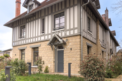 Maison &agrave; vendre &agrave; VAUCRESSON  - 7 pi&egrave;ces - 193 m&sup2; 