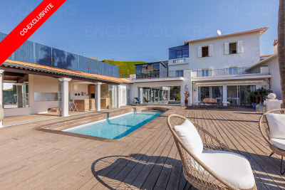 House for sale in NICE  - 7 rooms - 356 m² 