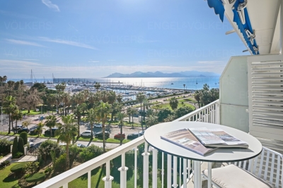 Apartment for sale in CANNES  - 4 rooms - 99 m² 