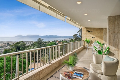 Apartment for sale in CANNES  - 4 rooms - 117 m² 