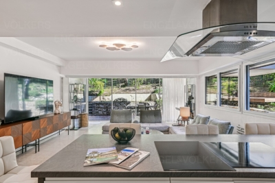 Apartment for sale in CANNES  - 3 rooms - 111 m² 