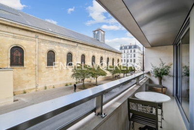 Appartement à vendre à PARIS 7EME  - 3 pièces - 88 m² 