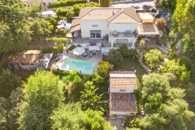 House for sale in ST-PAUL-DE-VENCE  - 6 rooms - 312 m² 