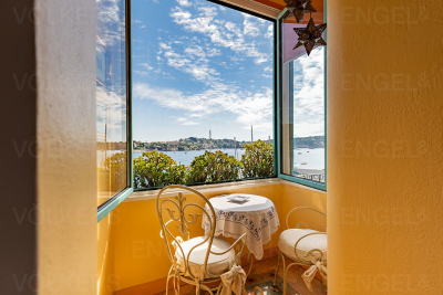 Apartment for sale in VILLEFRANCHE-SUR-MER  - 2 rooms - 51 m² 
