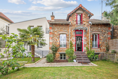 House for sale in MALAKOFF Pasteur - 7 rooms - 168 m² 