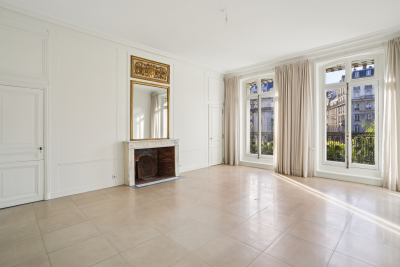 Apartment to rent in PARIS 8EME Madeleine 1 - 7 rooms - 220 m² 