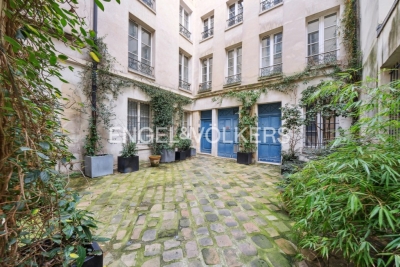 Apartment for sale in PARIS 4EME Saint-Gervais - 4 rooms - 67 m² 