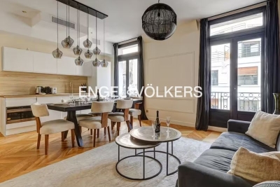 Appartement &agrave; vendre &agrave; PARIS 8EME Picpus 6 - 3 pi&egrave;ces - 66 m&sup2; 