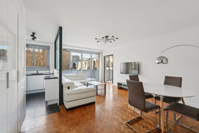 Appartement &agrave; louer &agrave; PARIS 16EME  - 3 pi&egrave;ces - 80 m&sup2; 