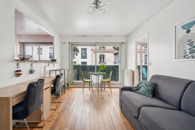 Appartement &agrave; louer &agrave; PARIS 17EME Picpus - 2 pi&egrave;ces - 43 m&sup2; 