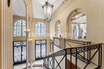 Property for sale in NEUILLY SUR SEINE Pasteur - 14 rooms - 469 m² 