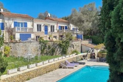 Maison à vendre à CANNES Le Riou - 11 pièces - 378 m² 