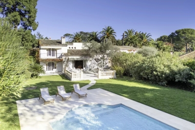 Maison à vendre à CAP D'ANTIBES  - 11 pièces - 295 m² 