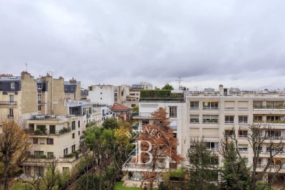 Appartement à vendre à NEUILLY SUR SEINE  - 3 pièces - 93 m² 