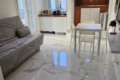 Appartement à louer à NICE  - 1 pièces - 20 m² 