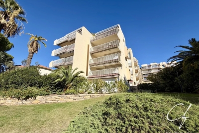 Apartment for sale in ST-RAPHAËL  - 1 rooms - 23 m² 