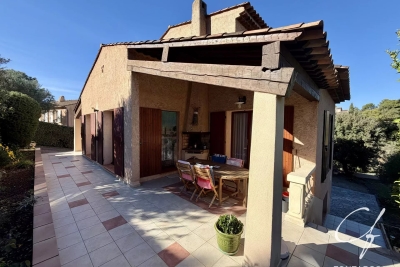 House for sale in FRÉJUS  - 7 rooms - 213 m² 