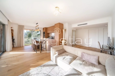 Apartment for sale in LE CANNET  - 3 rooms - 101 m² 