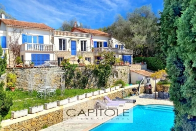 House for sale in CANNES  - 11 rooms - 530 m² 