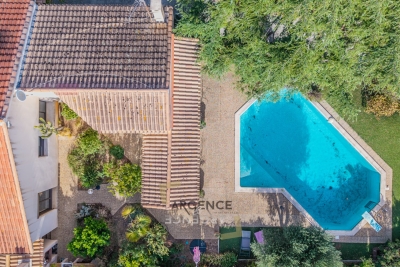 Maison &agrave; vendre &agrave; CASTELNAU-LE-LEZ  - 7 pi&egrave;ces - 165 m&sup2; 