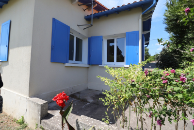 Maison à vendre à ST PALAIS SUR MER  - 5 pièces - 125 m² 