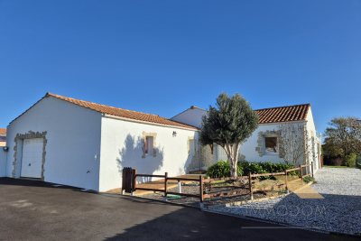 Maison &agrave; vendre &agrave; TALMONT ST HILAIRE  - 6 pi&egrave;ces - 136 m&sup2; 